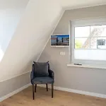 Reethuis-Am-Dorfteich-Ferienhaus-Stephanie-02