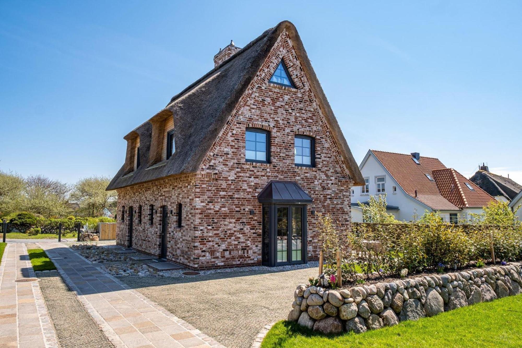 Ferienhaus Reethuis-am-dorfteich-ferienhaus-stephanie-02 Wenningstedt-Braderup